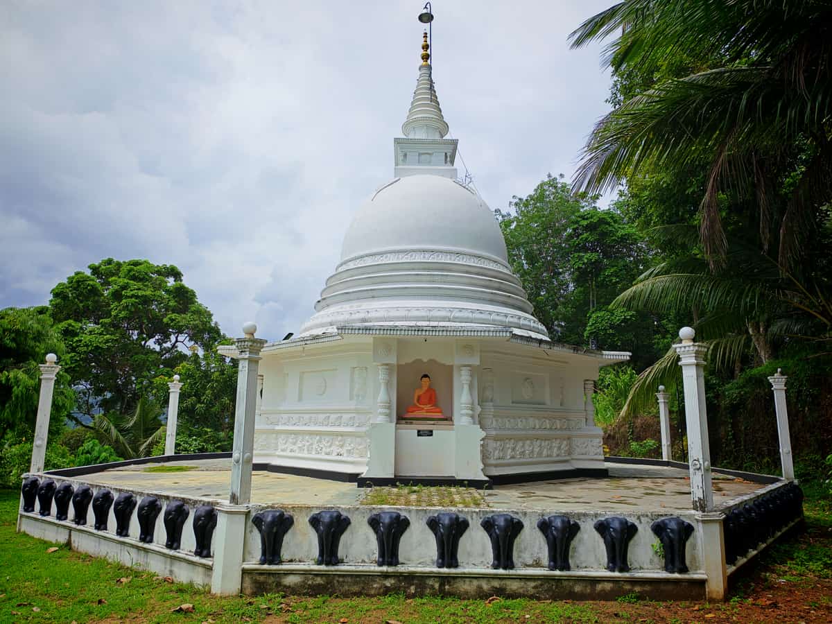 ආංගීරස සෑය - දර්ශනය