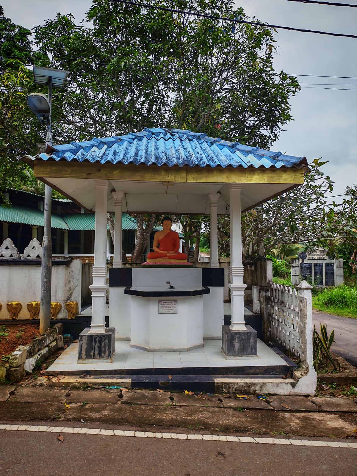 බුද්ධ මන්දිර 02 thumb 2