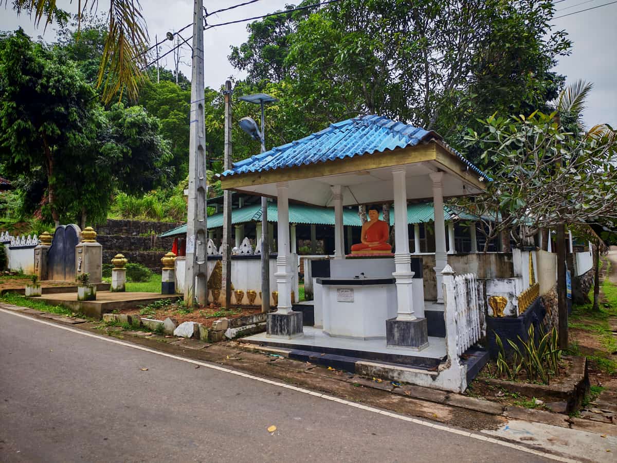 බුද්ධ මන්දිර 02 thumb 3